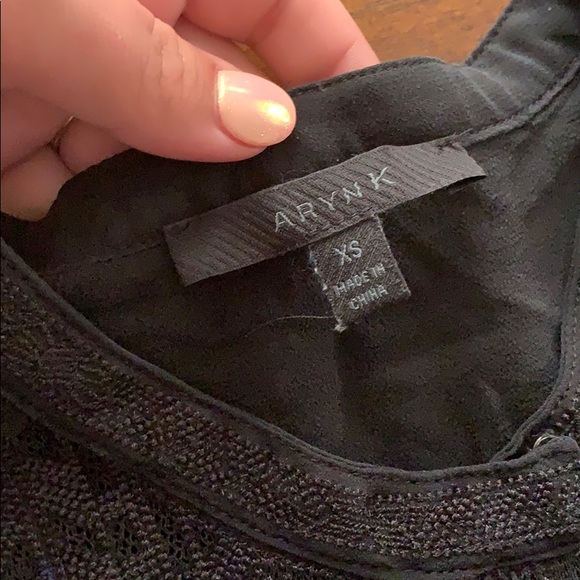 ARYN K || Button Up Tank - Picture 2 of 5